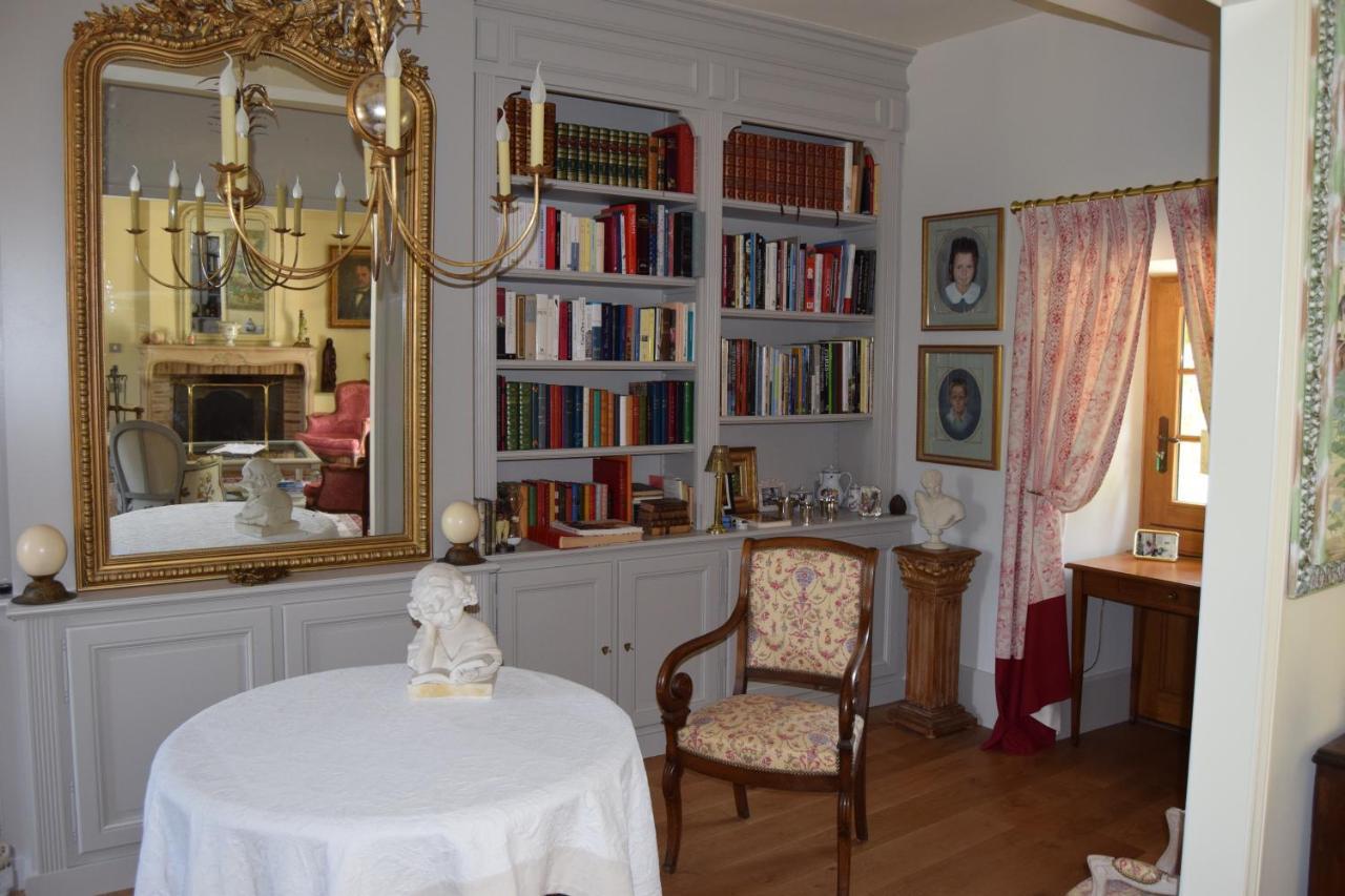 La Rocheliere Bed & Breakfast Bresse-sur-Grosne Exterior photo