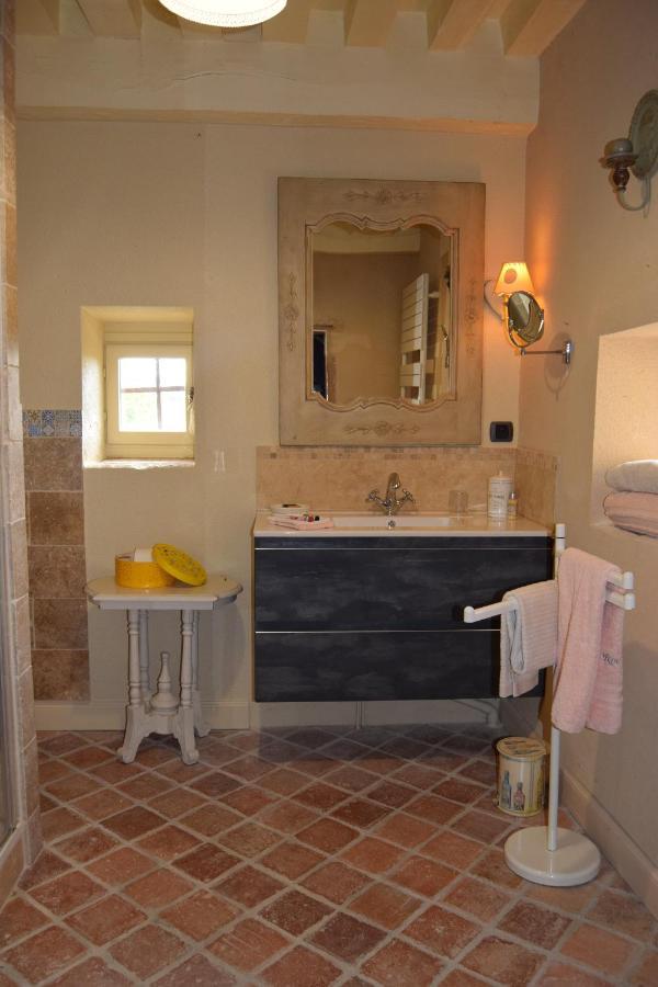 La Rocheliere Bed & Breakfast Bresse-sur-Grosne Exterior photo
