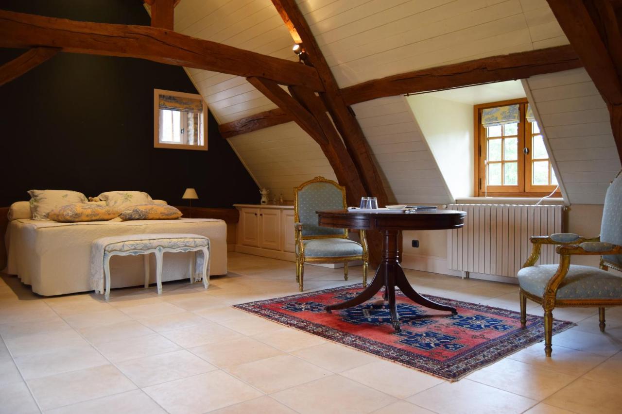 La Rocheliere Bed & Breakfast Bresse-sur-Grosne Exterior photo